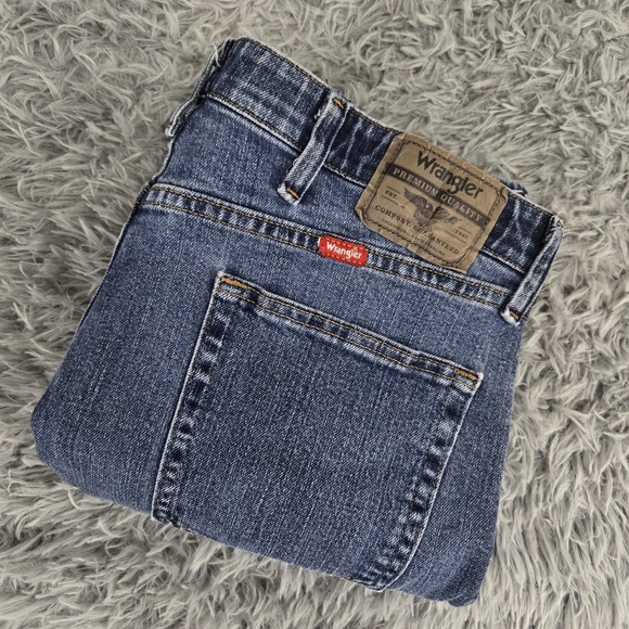 Wrangler 96CFWSW Mens 36/27* Regular Fit Comfort Flex Straight Leg Denim Jeans - Picture 1 of 6